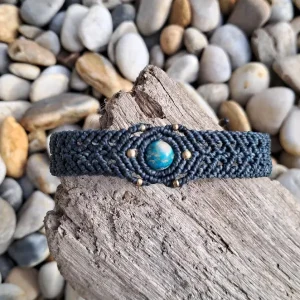 Bracelets en micro macramé avec perles semi-précieuses