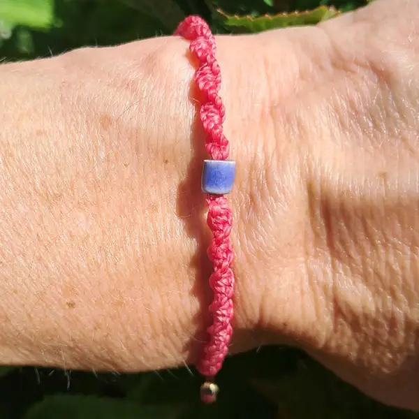 Mini bracelet micro macramé et céramique – Image 5