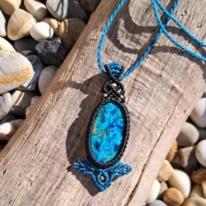 Collier amulette azurite