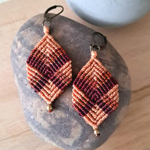 Boucles d'oreilles géométricolore. – Image 3